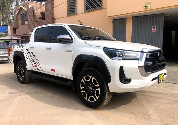 hilux-03